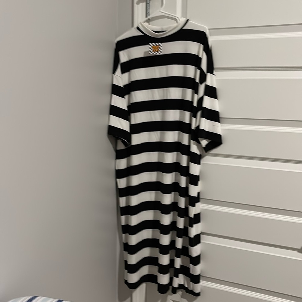 Xxl Dresses in Lala Ozzy stripes dress
Never worn
2xl
